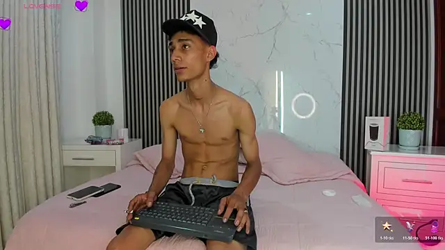 LucasJhonson  online show from 28, 7, 2026