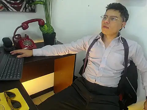 AquilesTaylor online show from 18, 7, 2026