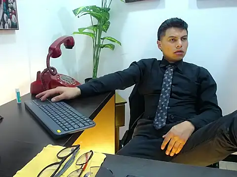 AquilesTaylor online show from 29, 7, 2026