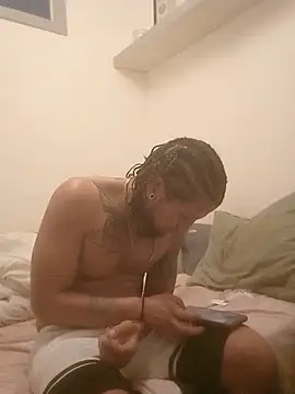 Snapshot of boyrolo24 chatting on 4, 6, 2026 boyrolo24 online show from 4, 6, 2026