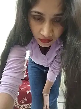Naughty Kiara  online show from 28, 7, 2026