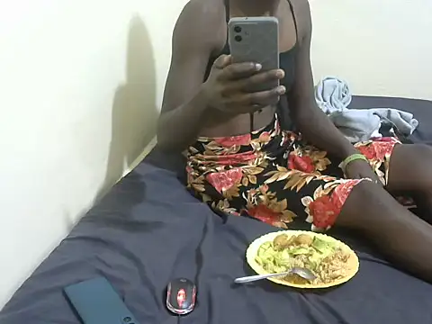 Snapshot of cute_avy0 chatting on 10, 6, 2026 cute avy0 online show from 10, 6, 2026
