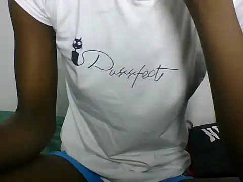 flirtycharm20 online show from 19, 7, 2026