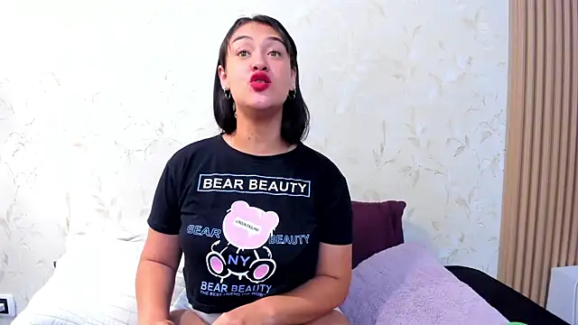 amberhanks online show from 28, 7, 2026