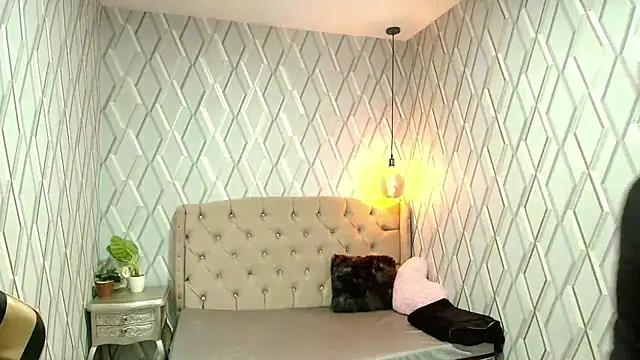 JeannMarie online show from 28, 7, 2026