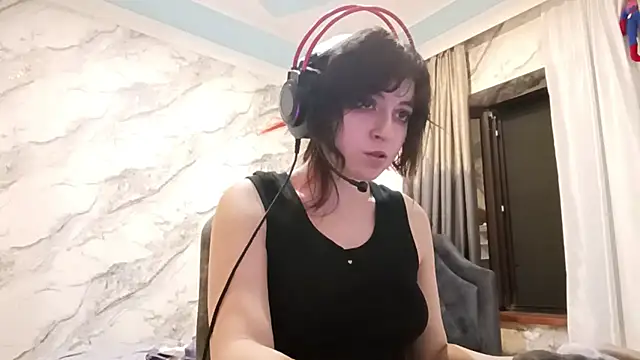 bunnyhoneylovehands online show from 28, 7, 2026