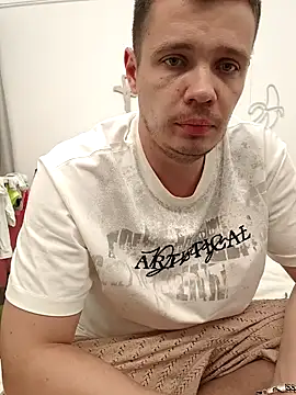 MissAndKiss online show from 10, 7, 2026