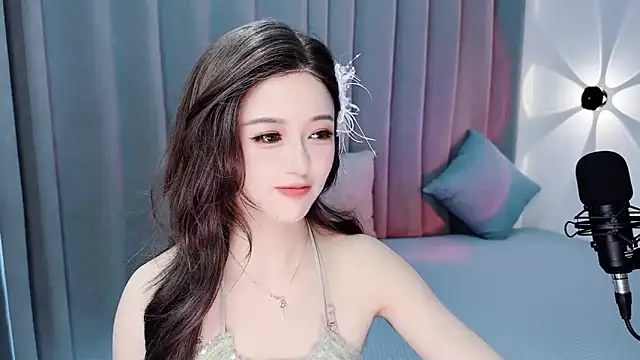 Momo-Wow online show from 24, 7, 2026
