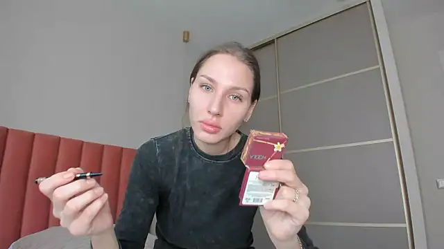 SofiClimbing online show from 11, 2, 2025