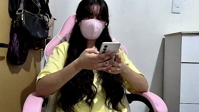 Snapshot of Mia_foxxi chatting on 7, 6, 2026 Mia foxxi online show from 7, 6, 2026