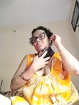 chatterjeesayani567 online show from 25, 7, 2026