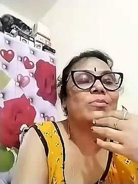 chatterjeesayani567 online show from 28, 7, 2026