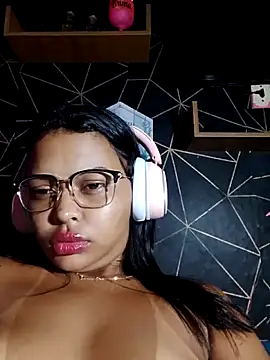 Silmara21 online show from 5, 6, 2026