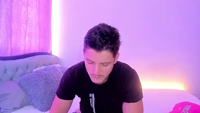 johnycooper08 online show from 18, 7, 2026