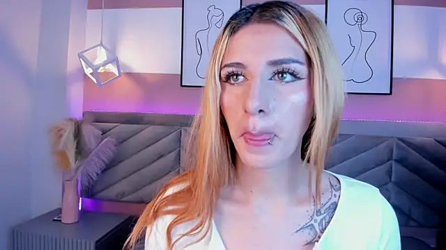 scarlet  rossi online show from 10, 7, 2026