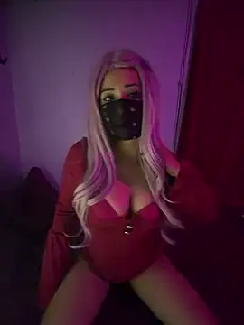 Lucey 001 online show from 27, 7, 2026