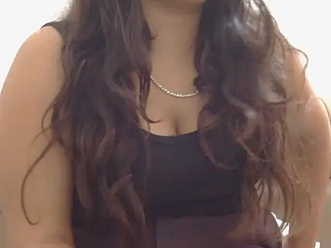 Snapshot of komaljaan11 chatting on 5, 6, 2026 komaljaan11 online show from 5, 6, 2026