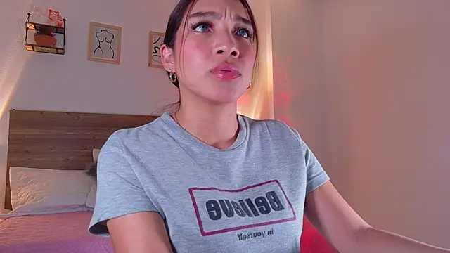  Emmakiss  online show from 28, 7, 2026