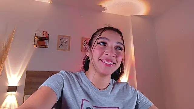  Emmakiss  online show from 29, 7, 2026