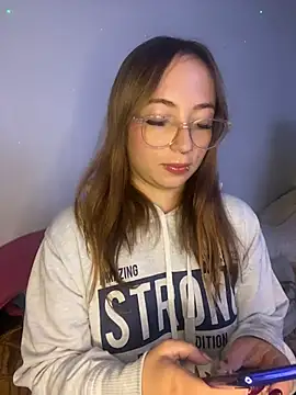 Caamii  online show from 9, 6, 2026