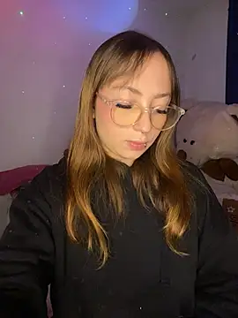 Caamii  online show from 3, 7, 2026