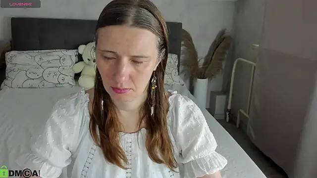 Kathrine-Meyer online show from 27, 6, 2026