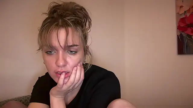 Snapshot of NeedyNida chatting on 3, 6, 2026 NeedyNida online show from 3, 6, 2026