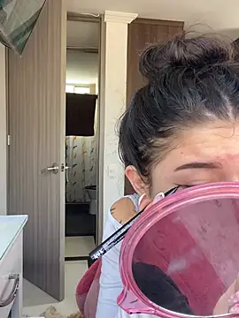 Camila Duarte 2 online show from 28, 7, 2026