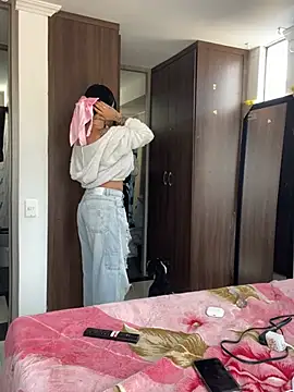 Camila Duarte 2 online show from 28, 7, 2026