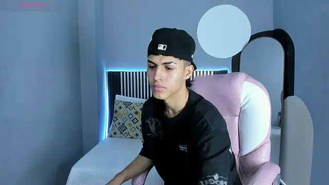 Axel Mendozaa online show from 28, 7, 2026