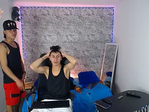 TheHotDuo19 online show from 26, 7, 2026