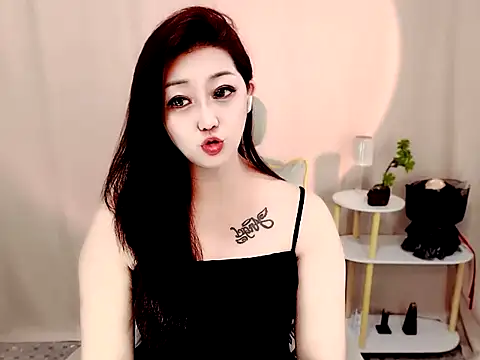 Snapshot of Mimi131499 chatting on 28, 7, 2026 Mimi131499 online show from 28, 7, 2026