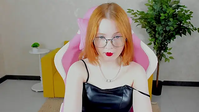 ari-kittyy online show from 13, 6, 2026