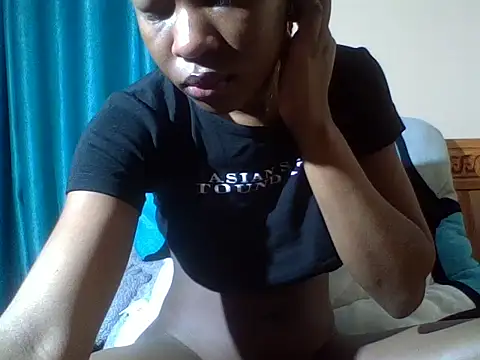 EbonyJuly online show from 28, 7, 2026
