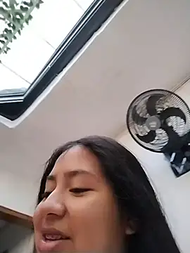Amber Herrera online show from 23, 7, 2026