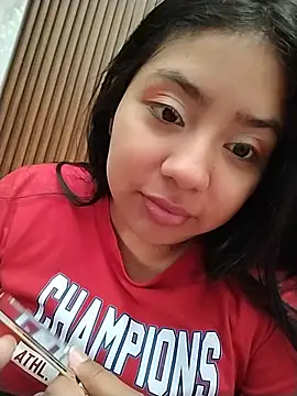 Amber Herrera online show from 28, 7, 2026