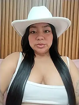 Amber Herrera online show from 28, 7, 2026