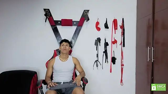 Nicolas AthleticBoy online show from 24, 7, 2026