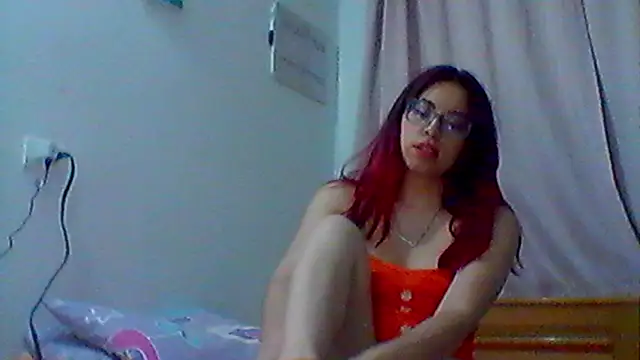 Snapshot of _CherrySweetie_ chatting on 15, 7, 2026 CherrySweetie online show from 15, 7, 2026