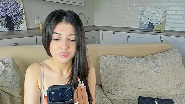 SwiiityKiss online show from 8, 7, 2026