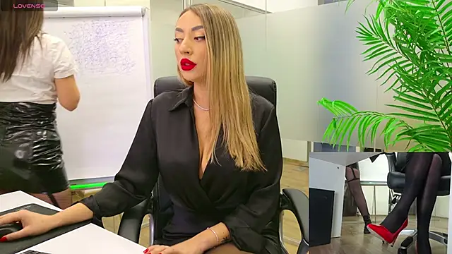 BabesGoWild online show from 13, 2, 2025