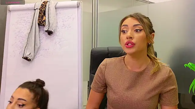 BabesGoWild online show from 10, 3, 2025