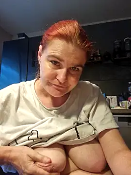 GoldenWifee online show from 22, 7, 2026