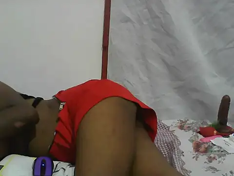 Snapshot of supa_petite chatting on 7, 6, 2026 supa petite online show from 7, 6, 2026