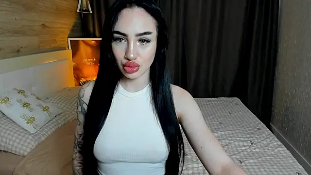 MayaGlamour online show from 14, 6, 2026