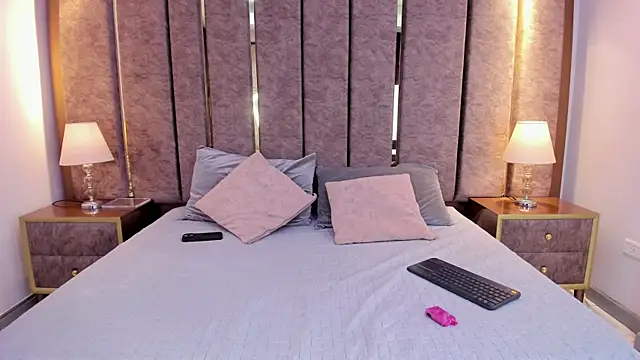 Snapshot of MiaCastle_ chatting on 27, 7, 2026 MiaCastle online show from 27, 7, 2026