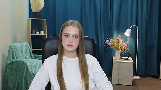 CierraWilkerson online show from 7, 6, 2026