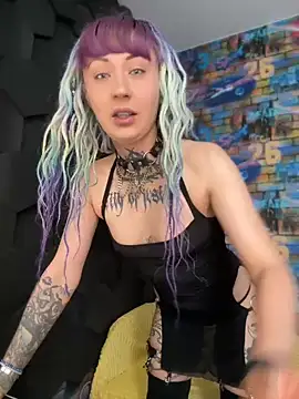 Snapshot of MoonAndDagger chatting on 8, 6, 2026 MoonAndDagger online show from 8, 6, 2026