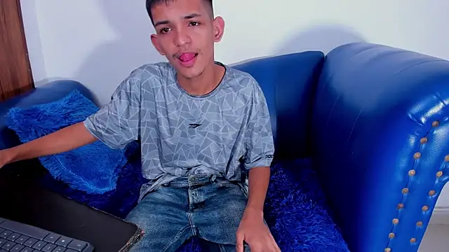littlecum18 online show from 24, 6, 2026