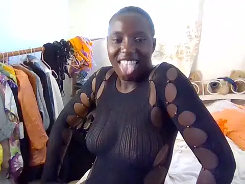 madam-Emma online show from 22, 6, 2026